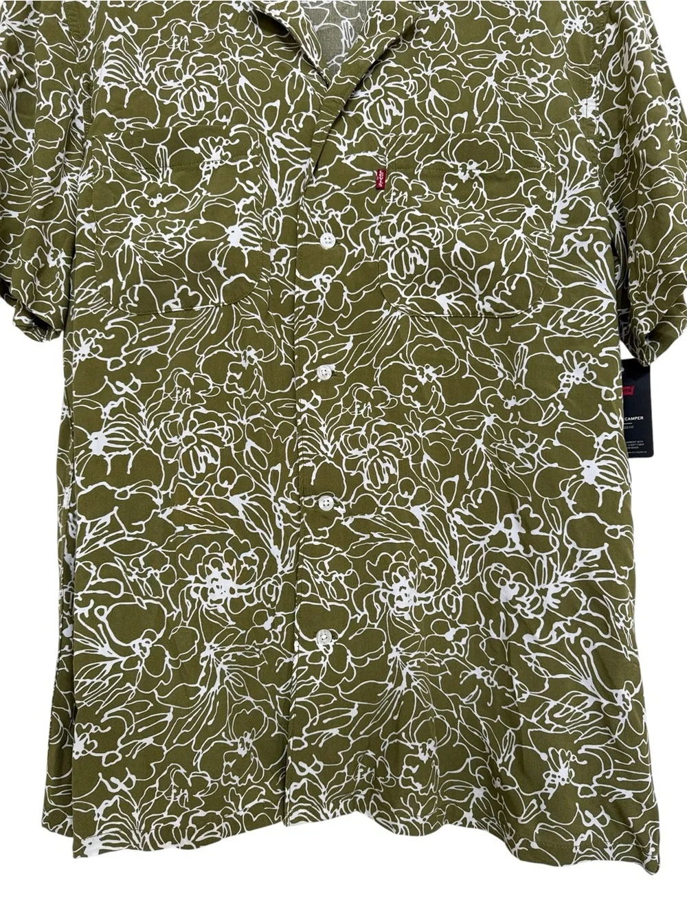 Levi’s Classic Camper Green Floral Button Up Shirt Medium NWT